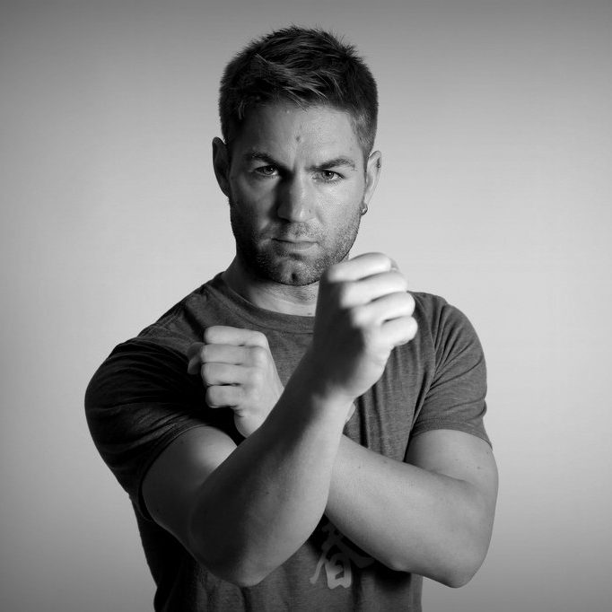 Kampfsport, Fitness und mentale Stärke bei Kung Fu Wuppertal. Von Wuppertal-Ronsdorf bis nach Wuppertal-Barmen. Reinstes Ving Tsun Kung Fu gibt es bei Sifu Manni